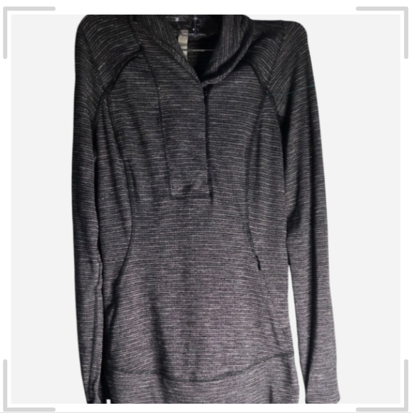 Lululemon  Women Quarter Zipper  Sweatshirt Size 4 - Picture 1 of 3